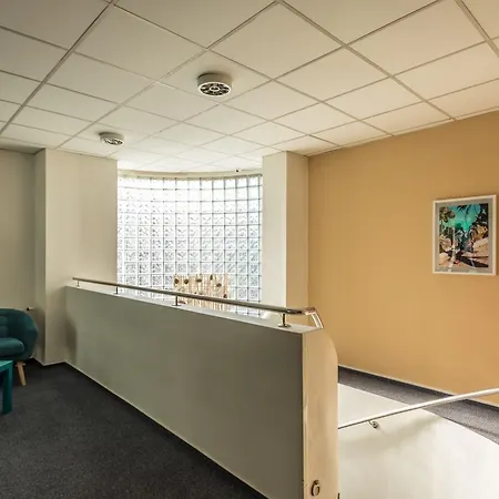 Sareza Hotel