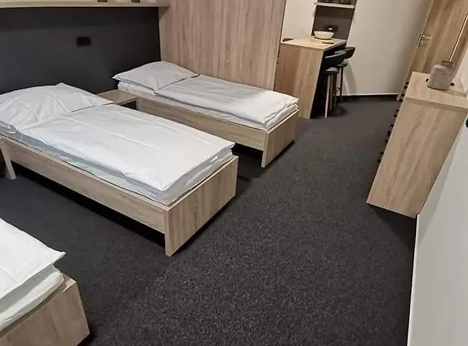 萨勒扎酒店 俄斯特拉发