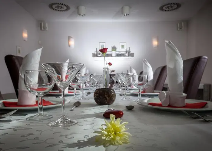 萨勒扎酒店 酒店